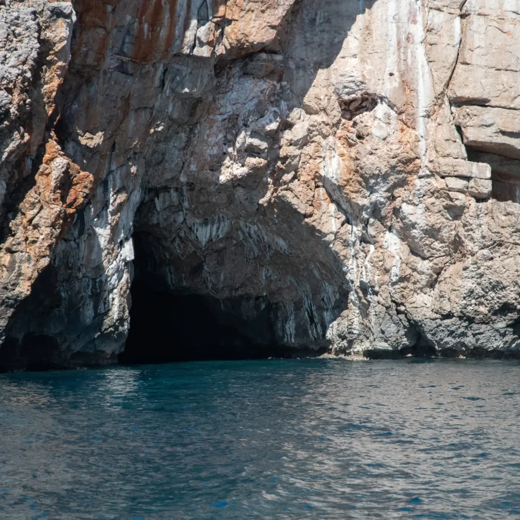 boka-bay-boat-tour (4)